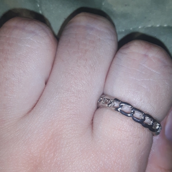 Silver Ring - Picture 3 of 3